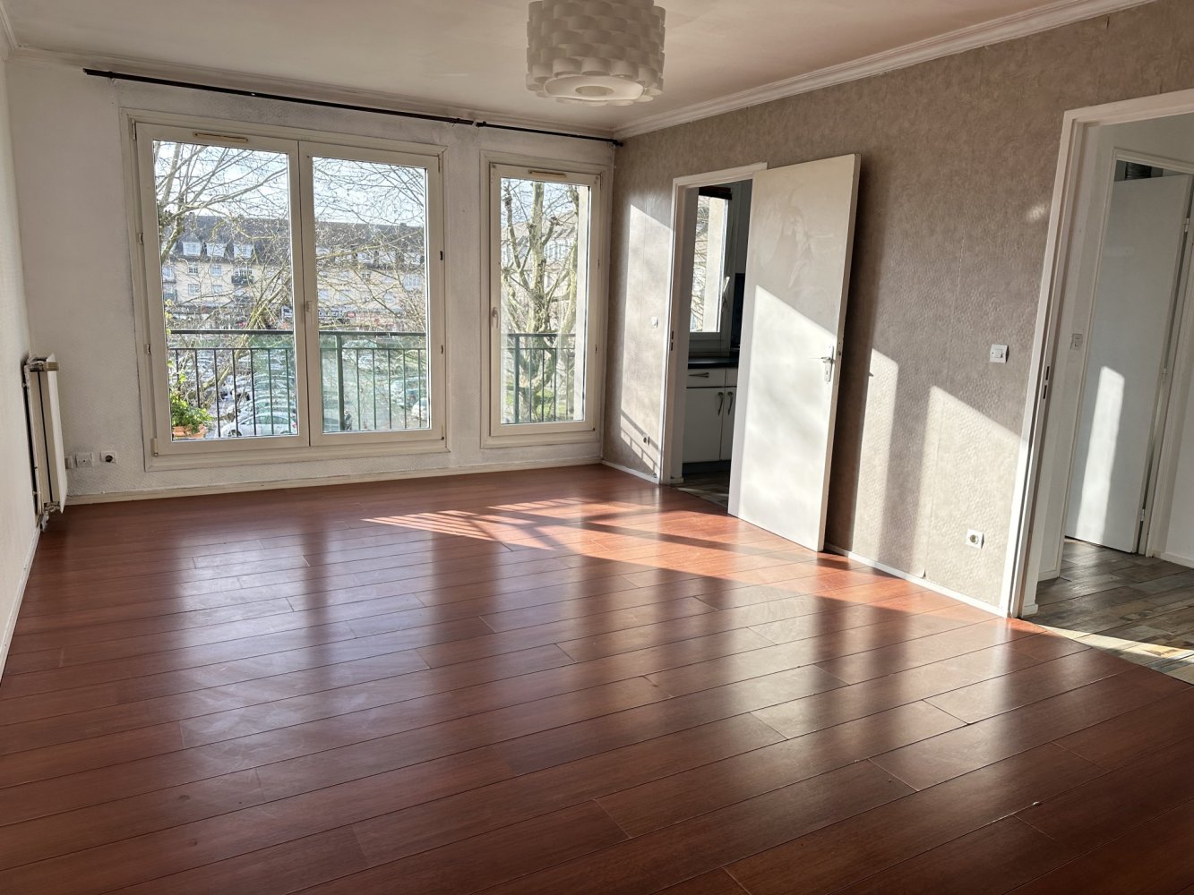 3 غرف نوم منزل ذو طابقين في Saint-Leu-d'Esserent, France رقم 250156