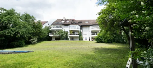 Duplex T5 em Stuttgart, Germany N.º 79231 35