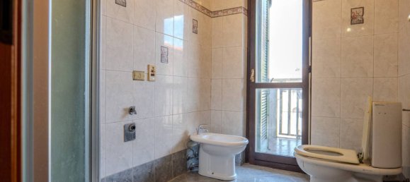 3 Schlafzimmer Wohnung in Lallio, Italy, Nr. 302637 15