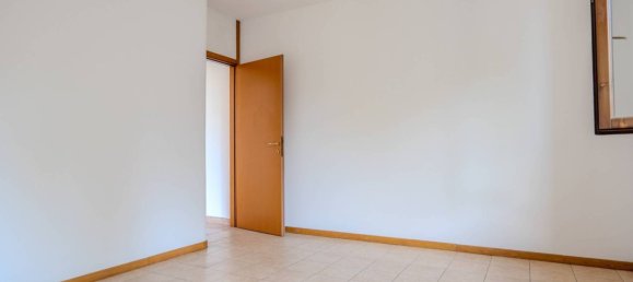 3 Schlafzimmer Wohnung in Lallio, Italy, Nr. 302637 24