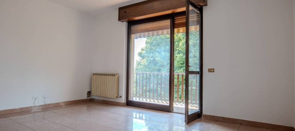 3 Schlafzimmer Wohnung in Lallio, Italy, Nr. 302637 4