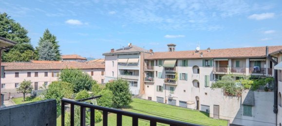 3 Schlafzimmer Wohnung in Lallio, Italy, Nr. 302637 11