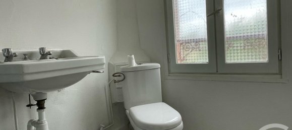 Casa de 4 dormitorios en Sancoins, France No. 215613 25