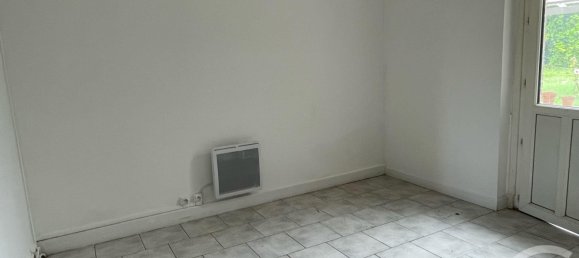 Casa de 4 dormitorios en Sancoins, France No. 215613 5