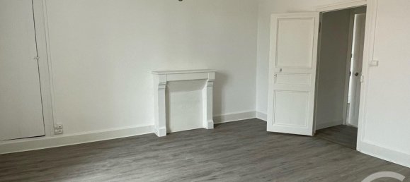 Casa de 4 dormitorios en Sancoins, France No. 215613 27