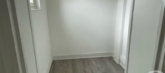 Casa de 4 dormitorios en Sancoins, France No. 215613 32