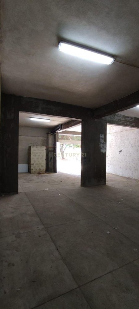 Lagerhaus in Lisbon, Portugal 16m², Nr. 296632