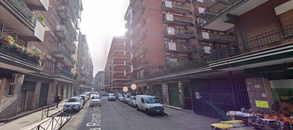 68m² Commercial property in Rome, Italy No. 111350 3