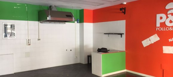 68m² Commercial property in Rome, Italy No. 111350 18