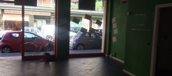 68m² Commercial property in Rome, Italy No. 111350 11