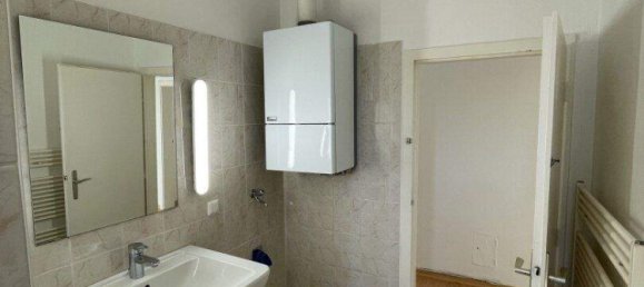 3 rooms Apartment in Brigittenau, Austria No. 243945 9