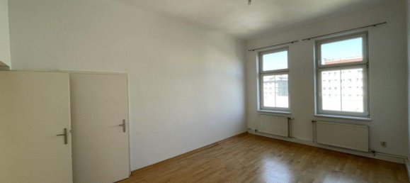 3 rooms Apartment in Brigittenau, Austria No. 243945 4