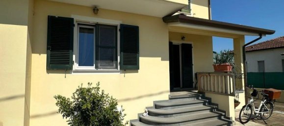 6 rooms Villa in Camaiore, Italy No. 261582 2