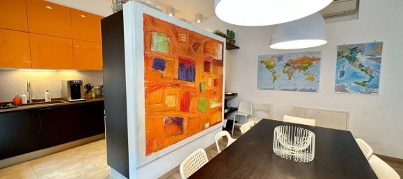 4 bedrooms Penthouse in Parma, Italy No. 334898 9