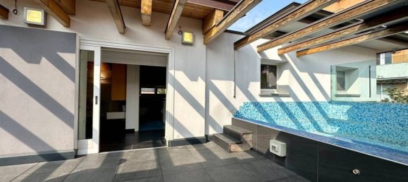 4 bedrooms Penthouse in Parma, Italy No. 334898 29