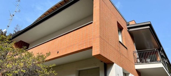 4 bedrooms Penthouse in Parma, Italy No. 334898 42