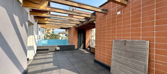 4 bedrooms Penthouse in Parma, Italy No. 334898 31