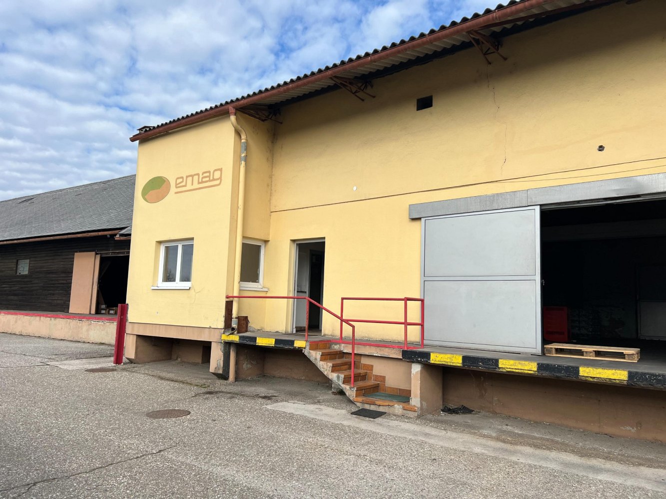 Propriété commerciale à Klagenfurt am Worthersee, Austria 958m² No. 195189