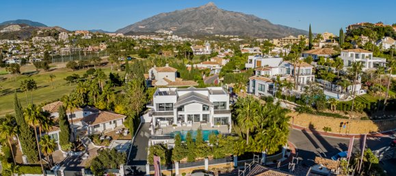 Вилла с 5 спальнями в Марбелья, Испания № 84140 51