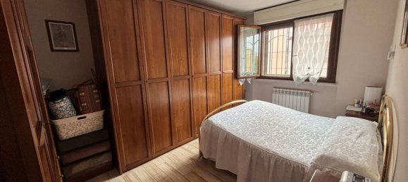 Apartamento de 3 divisões em Landriano, Italy N.º 273090 15