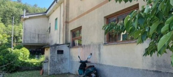 2 bedrooms Villa in Pignone, Italy No. 86725 28