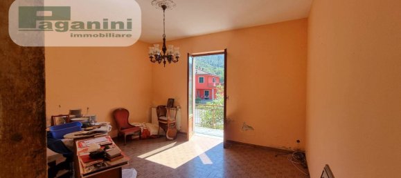 2 bedrooms Villa in Pignone, Italy No. 86725 12