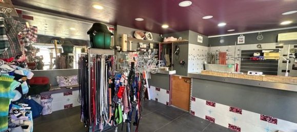 Коммерческая недвижимость 40м² в Санари-сюр-Мер, Франция № 309780 2