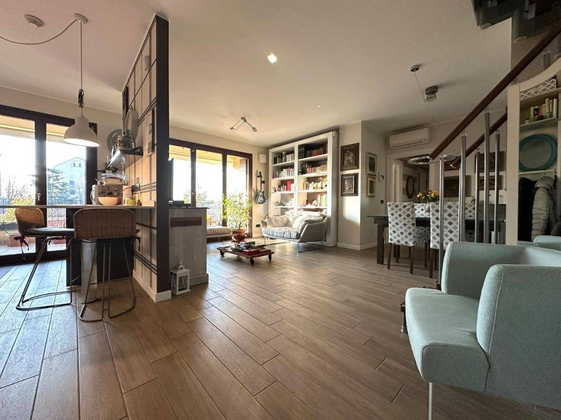 2 Schlafzimmer Wohnung in Monza, Italy, Nr. 66123