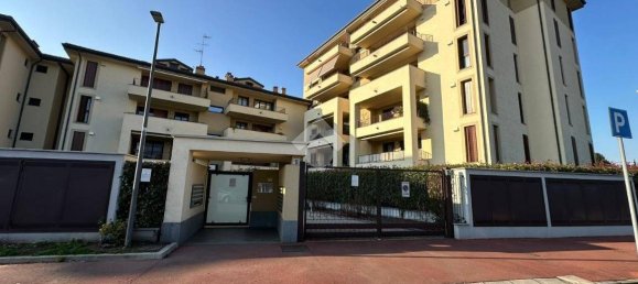 2 Schlafzimmer Wohnung in Monza, Italy, Nr. 66123 33