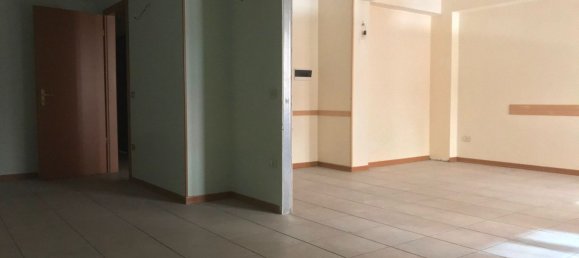 Квартира с 3 комнатами в Реджо Калабрия, Италия № 220757 16