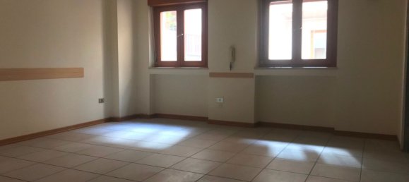 Квартира с 3 комнатами в Реджо Калабрия, Италия № 220757 4