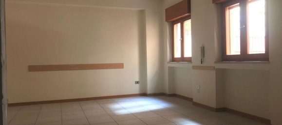 Квартира с 3 комнатами в Реджо Калабрия, Италия № 220757 7