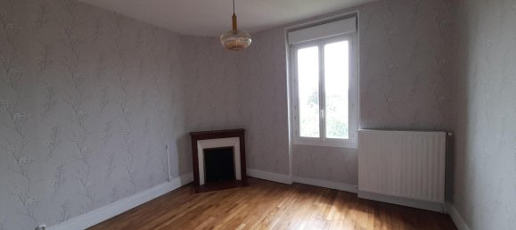 2 bedrooms House in Le Blanc, France No. 250913 6