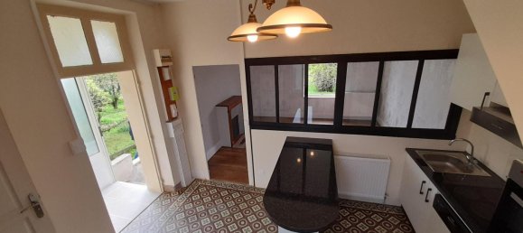 2 bedrooms House in Le Blanc, France No. 250913 2