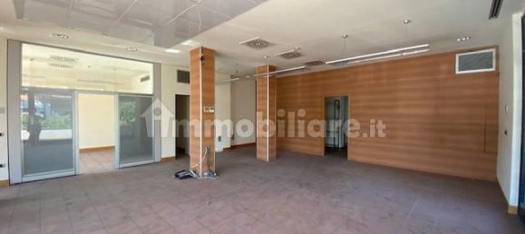 130m² Commercial property in Montelabbate, Italy No. 344660 3