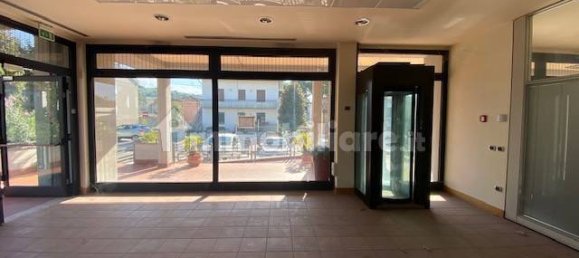 130m² Commercial property in Montelabbate, Italy No. 344660 11