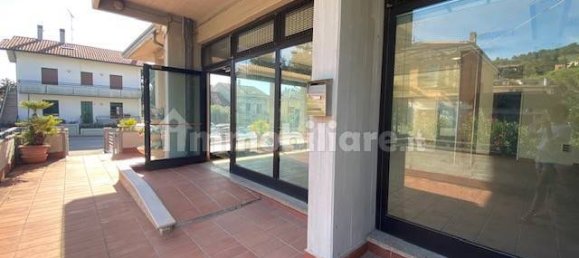 130m² Commercial property in Montelabbate, Italy No. 344660 14