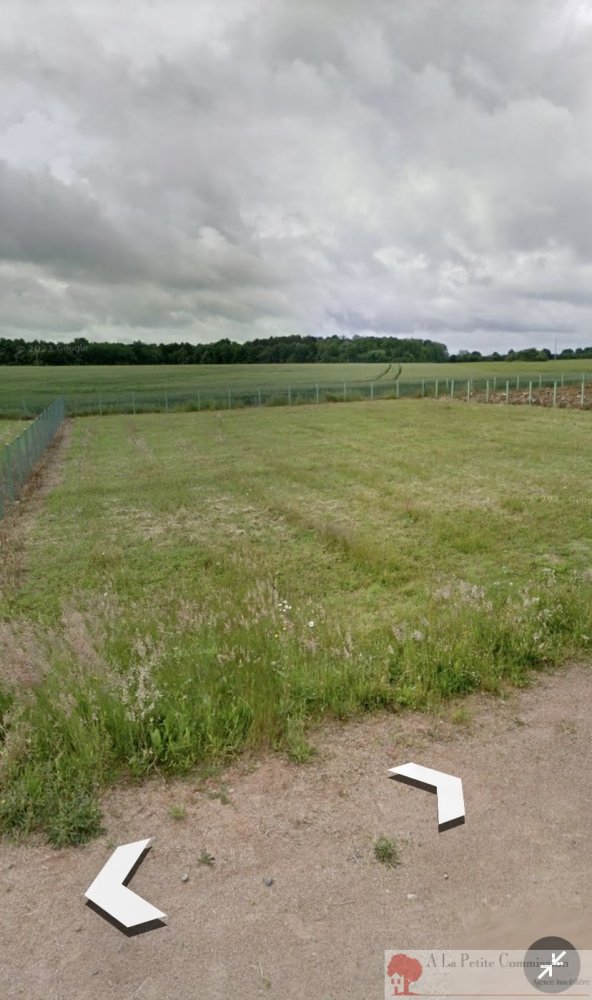 Grundstück in Saint-Maurice-Saint-Germain, France 880m², Nr. 93612