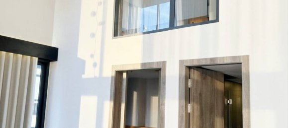 2 bedrooms Warehouse in Bangkok, Thailand No. 14250 8