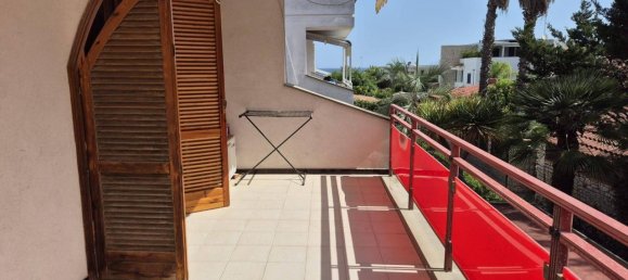 3 rooms Apartment in Bisceglie, Italy No. 133373 25