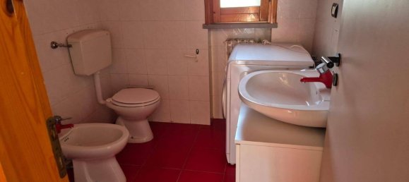 3 rooms Apartment in Bisceglie, Italy No. 133373 11