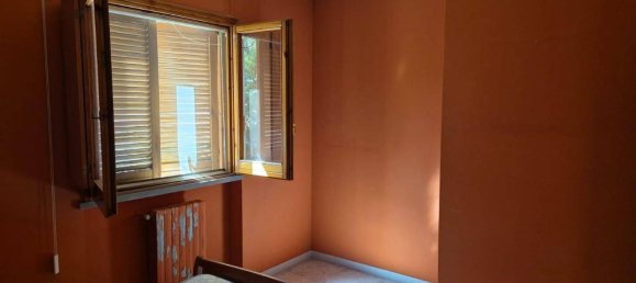 3 rooms Apartment in Bisceglie, Italy No. 133373 8