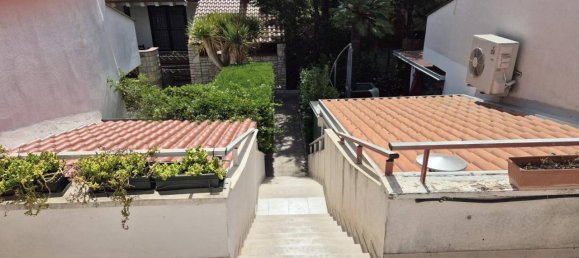 3 rooms Apartment in Bisceglie, Italy No. 133373 37