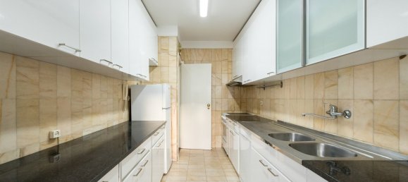 4 Schlafzimmer Wohnung in Porto, Portugal, Nr. 116095 9