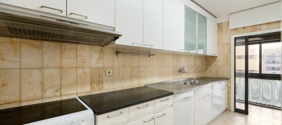 4 Schlafzimmer Wohnung in Porto, Portugal, Nr. 116095 26