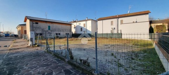 Casa de 3 divisões em Borgo Virgilio, Italy N.º 300210 2