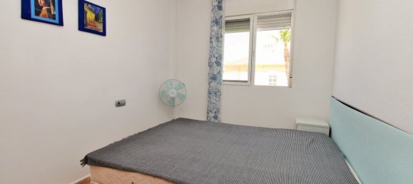 2 chambres Appartement à Alicante, Spain No. 174616 8