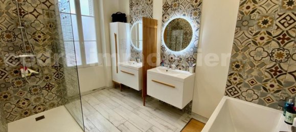 5 chambres Maison à Orléans, France No. 229521 16