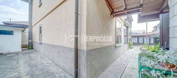 2 chambres Villa à Cassano Magnago, Italy No. 351949 32