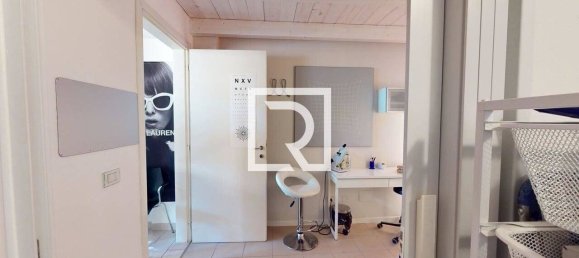 Gewerbliche Immobilie in Ravenna, Italy 69m², Nr. 294009 11